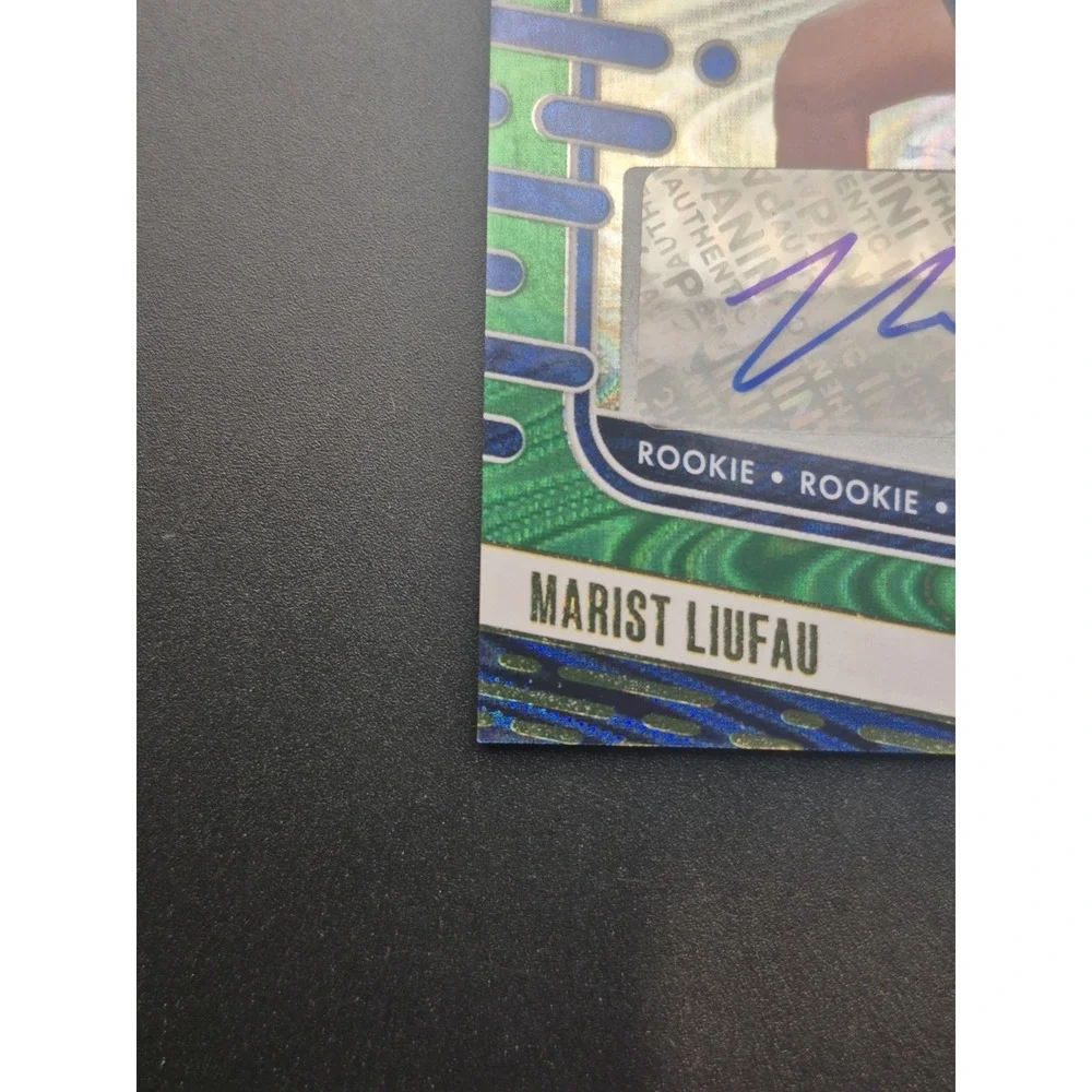 2024 Absolute Marist Liufau #170 Rookie Autographs Green Spectrum /25 (RC) (AU)
